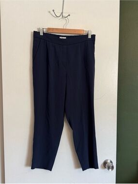 aritzia babaton navy blue blue cropped capri conan pants Size 10
